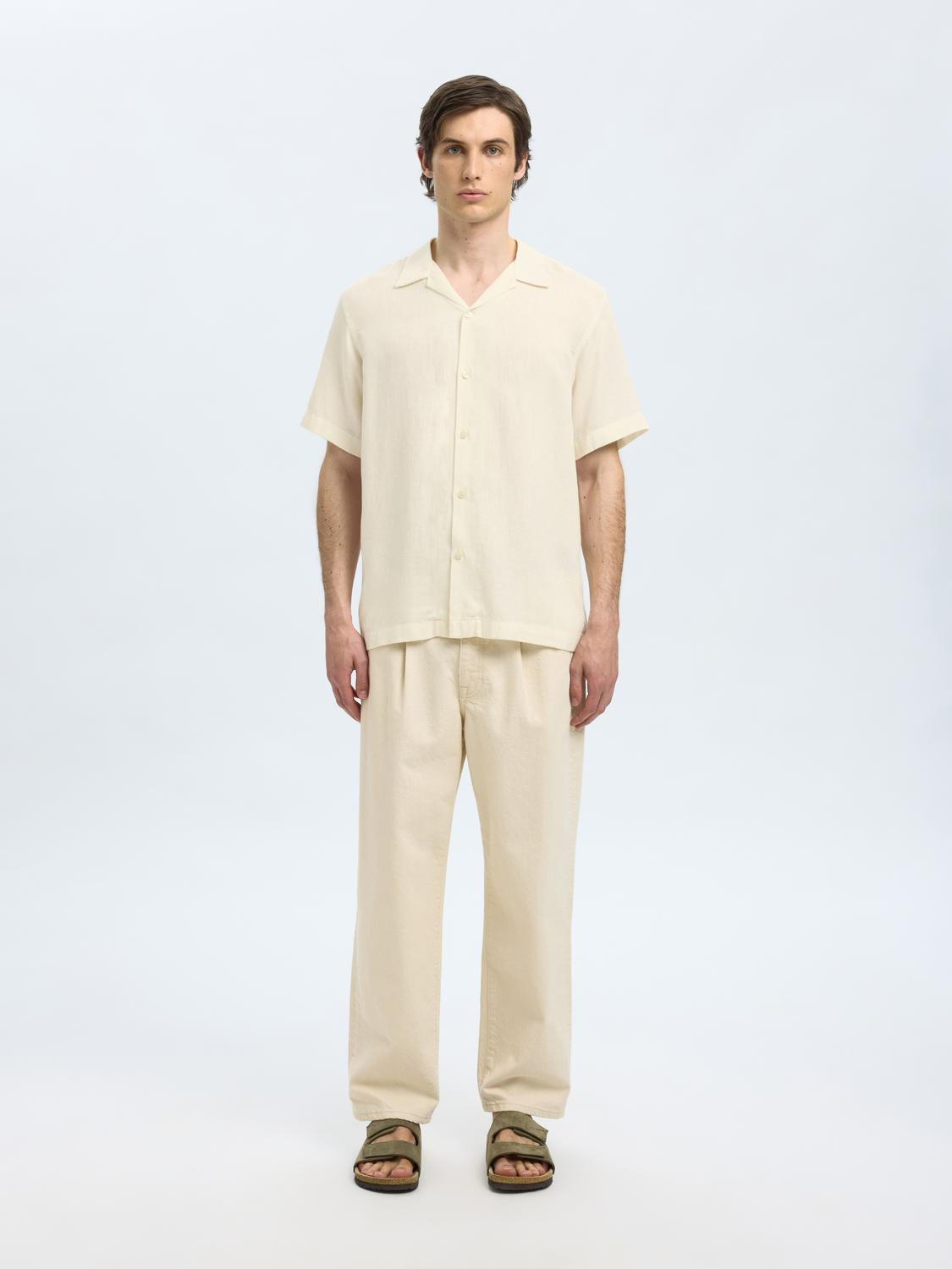 model_shot-front_full